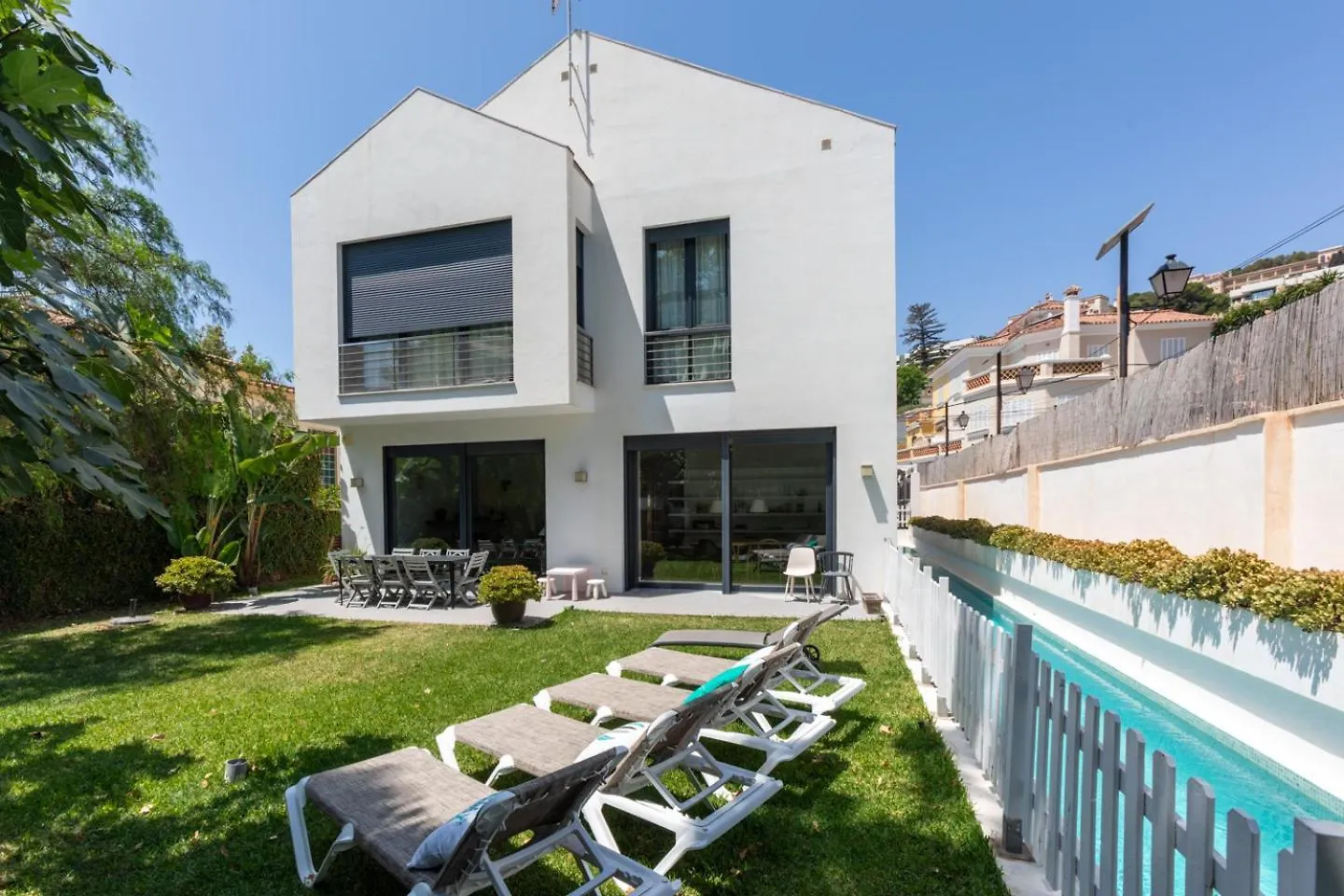 Villa Pedregalejo Near The Beach Malaga